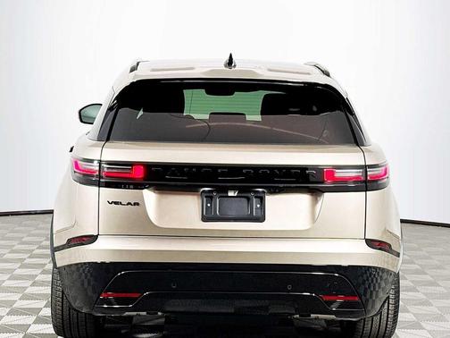 2026 Land Rover Range Rover Velar P250 SE R-Dynamic