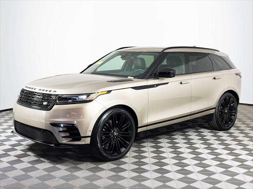 2026 Land Rover Range Rover Velar P250 SE R-Dynamic