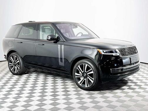 2023 Land Rover Range Rover P530 SE