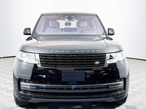 2023 Land Rover Range Rover P530 SE