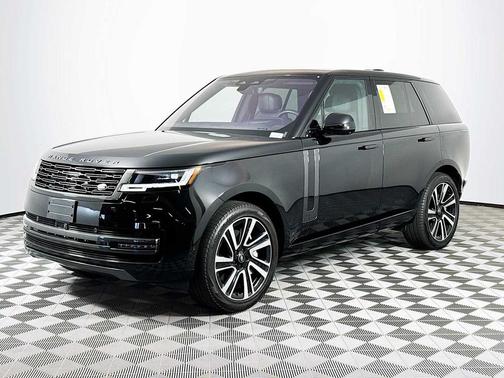 2023 Land Rover Range Rover P530 SE