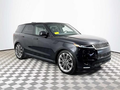 2025 Land Rover Range Rover Sport SE