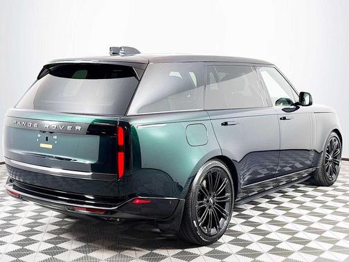 2025 Land Rover Range Rover P530 Autobiography 7 Seat