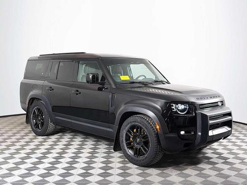 2023 Land Rover Defender 130 SE