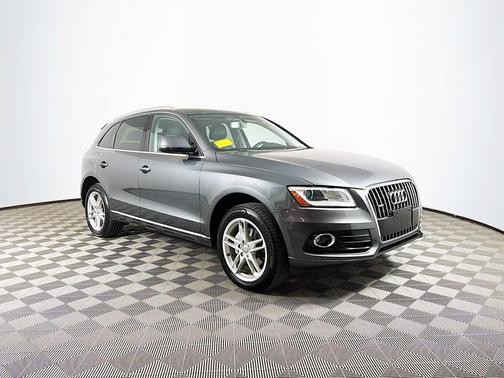 Daytona Gray Pearl Effect 2016 Audi Q5 2.0T Premium Plus