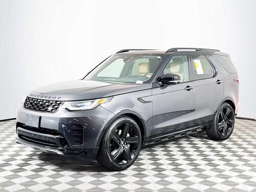 2024 Land Rover Discovery P300 Dynamic SE
