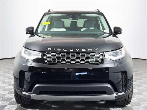 2025 Land Rover Discovery P300 S