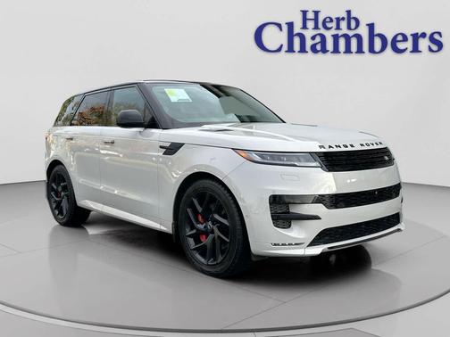 2024 Land Rover Range Rover Sport SE
