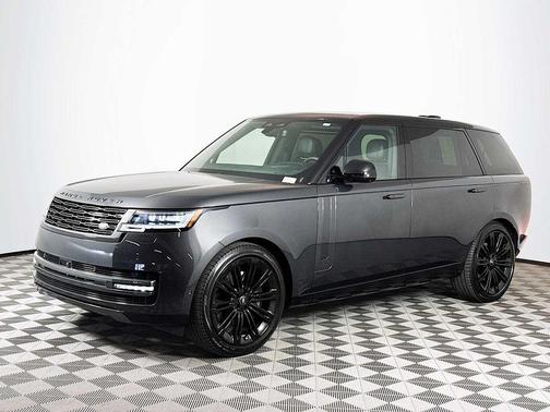 Carpathian Grey Premium Metallic 2024 Land Rover Range Rover P530 SE