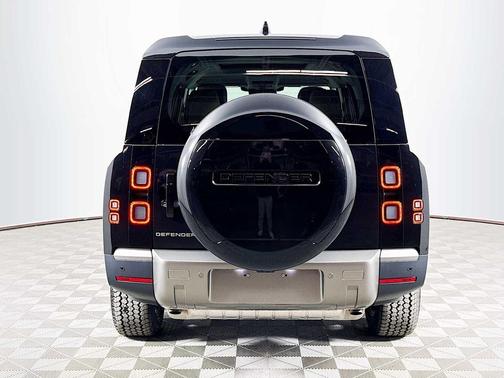 2026 Land Rover Defender P300 S