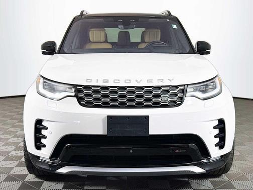 White 2023 Land Rover Discovery P360 Metropolitan Edition