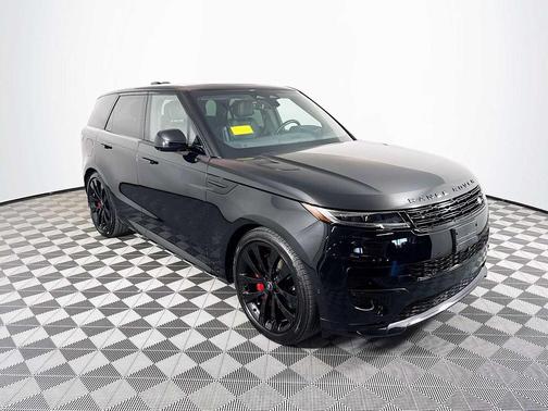 2025 Land Rover Range Rover Sport SE