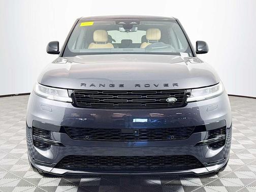 2026 Land Rover Range Rover Sport SE