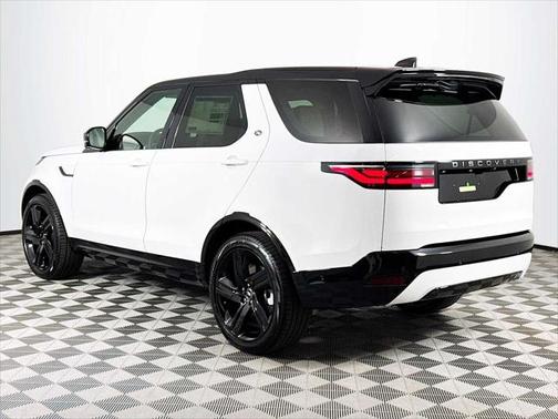 2025 Land Rover Discovery P360 Dynamic SE