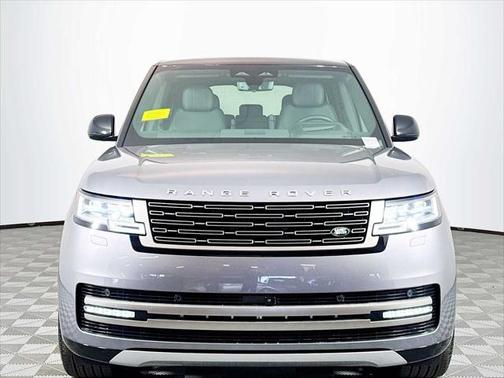 2025 Land Rover Range Rover P530 SE 7 Seat