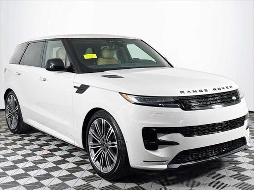 2025 Land Rover Range Rover Sport SE