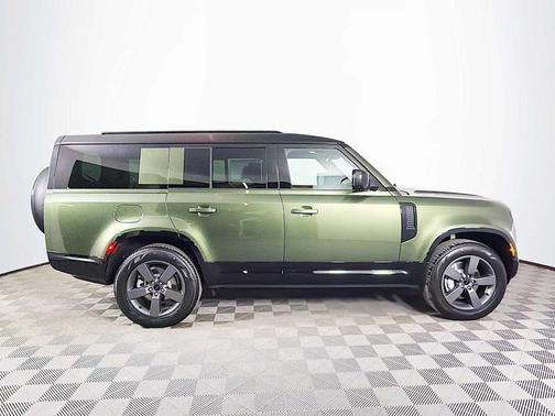 Woolstone Green 2026 Land Rover Defender X-Dynamic SE