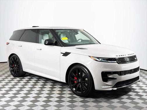 2025 Land Rover Range Rover Sport SE