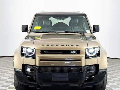 2023 Land Rover Defender 110 X-Dynamic SE