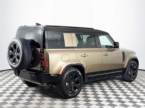 2023 Land Rover Defender 110 X-Dynamic SE