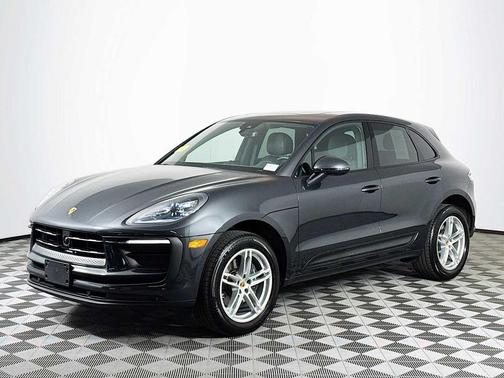 2025 Porsche Macan T