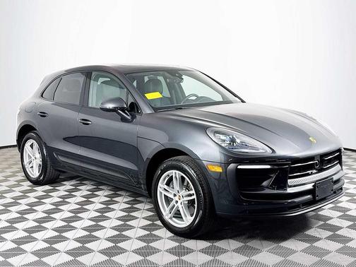 2025 Porsche Macan T
