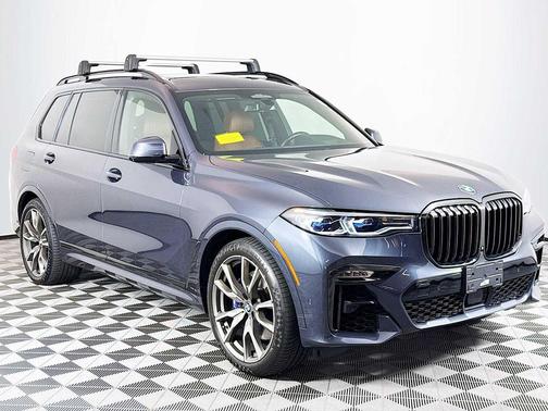 2021 BMW X7 M50i