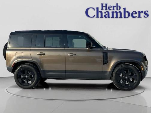 2025 Land Rover Defender 110 P400 S