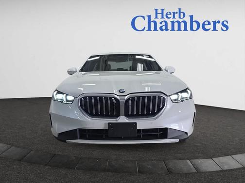 2025 BMW 530 xDrive