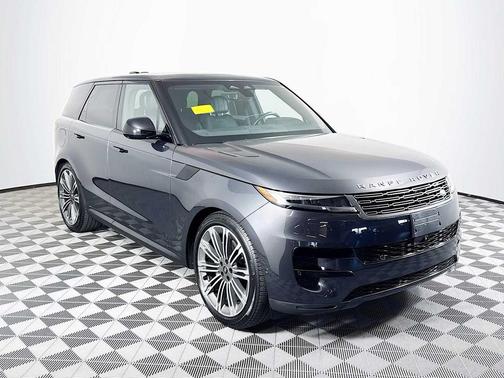 2025 Land Rover Range Rover Sport SE