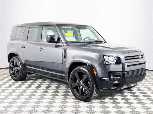 2025 Land Rover Defender 110 P500 X-Dynamic SE