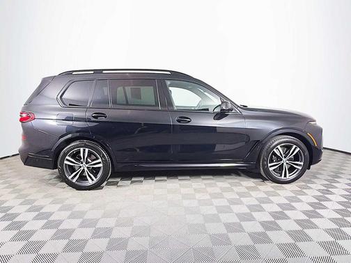 Black Sapphire 2024 BMW X7 xDrive40i