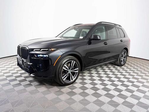 Black Sapphire 2024 BMW X7 xDrive40i