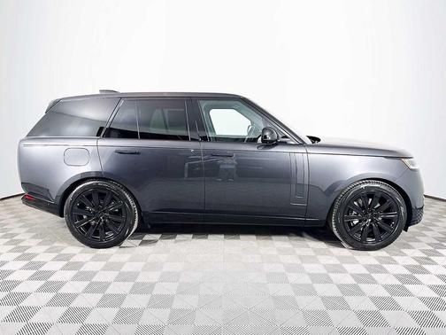 2026 Land Rover Range Rover P400 SE