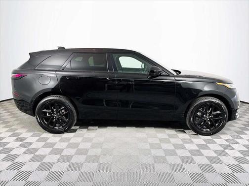 2026 Land Rover Range Rover Velar P250 SE R-Dynamic