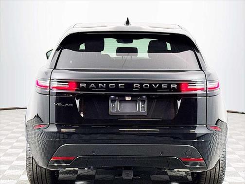 2026 Land Rover Range Rover Velar P250 SE R-Dynamic