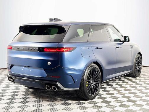 2025 Land Rover Range Rover Sport P635 SV Edition Two