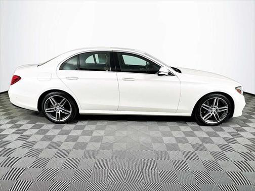 2017 Mercedes-Benz E-Class E 300 4MATIC