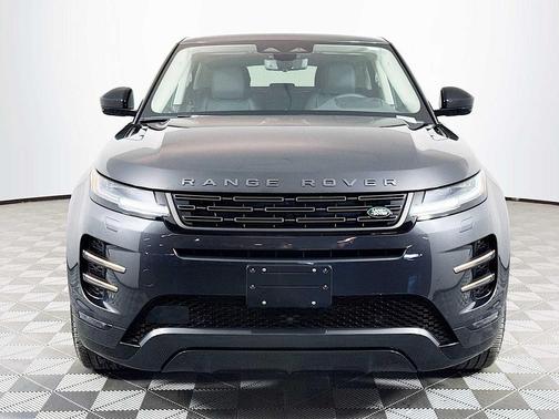 Carpathian Grey Premium Metallic 2025 Land Rover Range Rover Evoque Dynamic SE