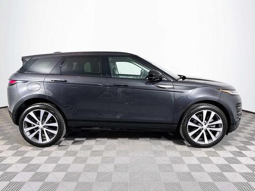 Carpathian Grey Premium Metallic 2025 Land Rover Range Rover Evoque Dynamic SE