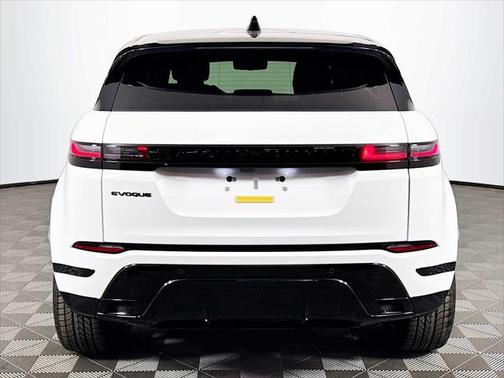 2026 Land Rover Range Rover Evoque Dynamic SE