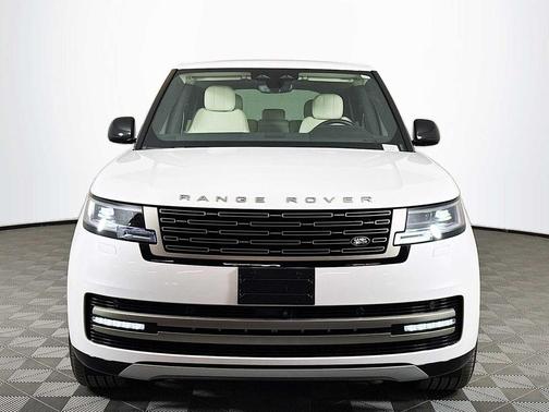 2025 Land Rover Range Rover P400 SE