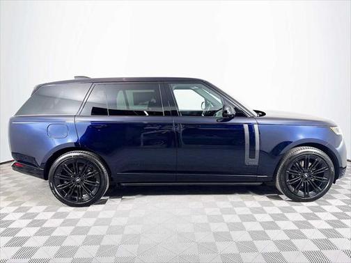 2025 Land Rover Range Rover Autobiography