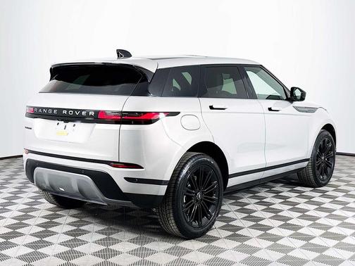 2026 Land Rover Range Rover Evoque Core S