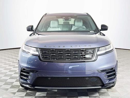 2026 Land Rover Range Rover Velar P250 SE R-Dynamic