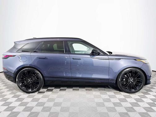 2026 Land Rover Range Rover Velar P250 SE R-Dynamic