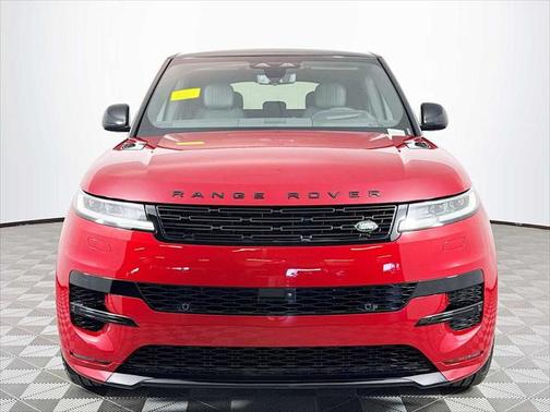 2025 Land Rover Range Rover Sport SE