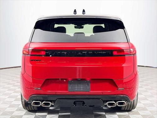 2025 Land Rover Range Rover Sport SE