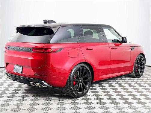 2025 Land Rover Range Rover Sport SE