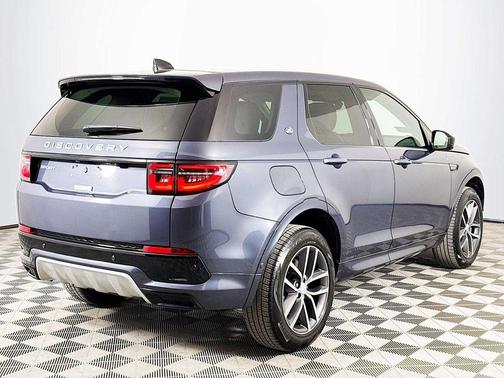 2025 Land Rover Discovery Sport S